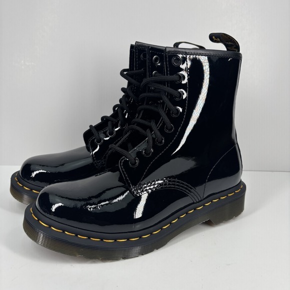Dr. Martens 1460 Women's US 7 Black Shiny Patent Leather 8-Eye Combat Boots - Picture 1 of 16